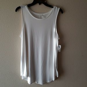 White tank